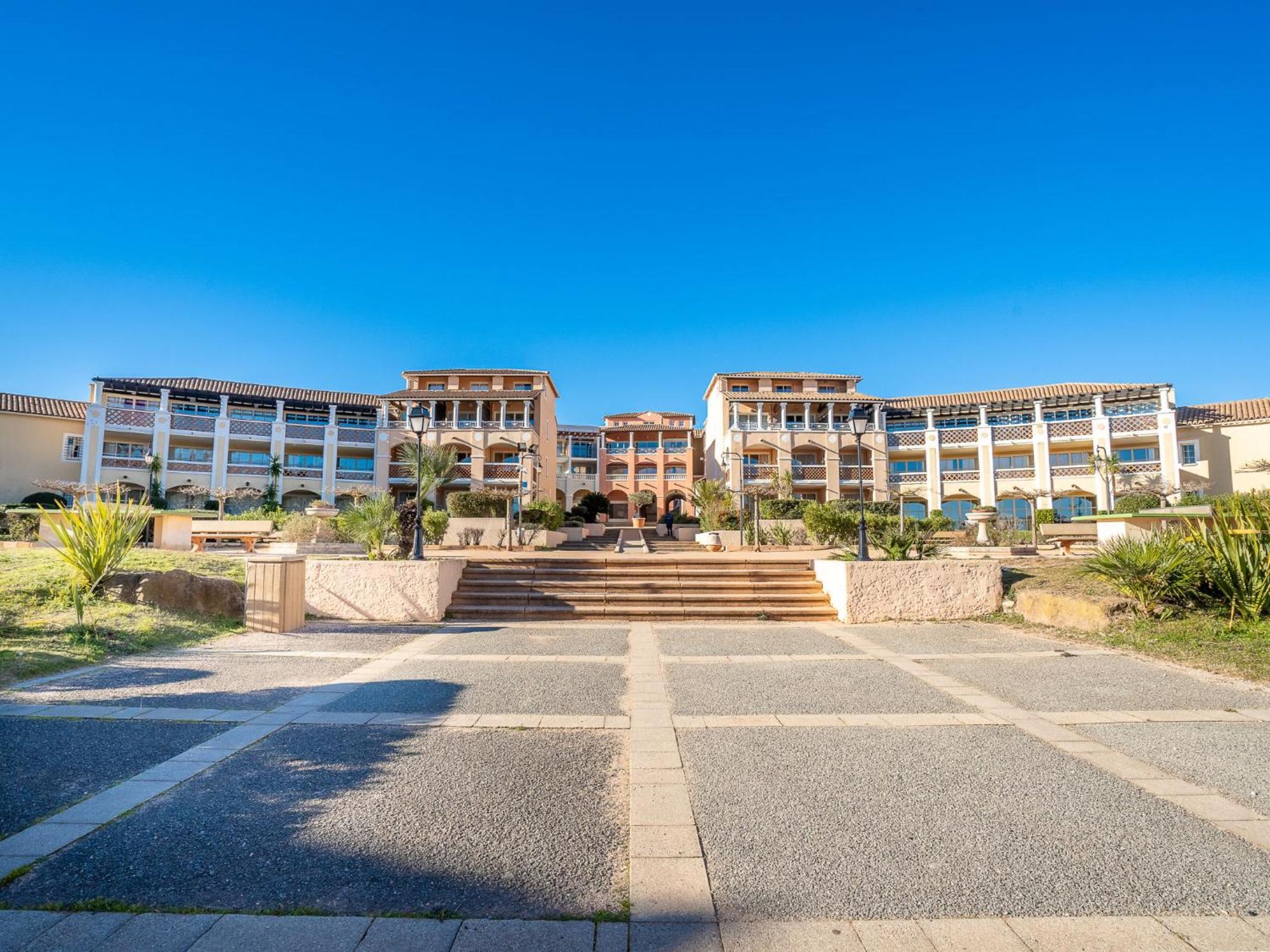 Apartment Village Cap Esterel - Le Village-81 By Interhome Saint-Raphaël Екстериор снимка