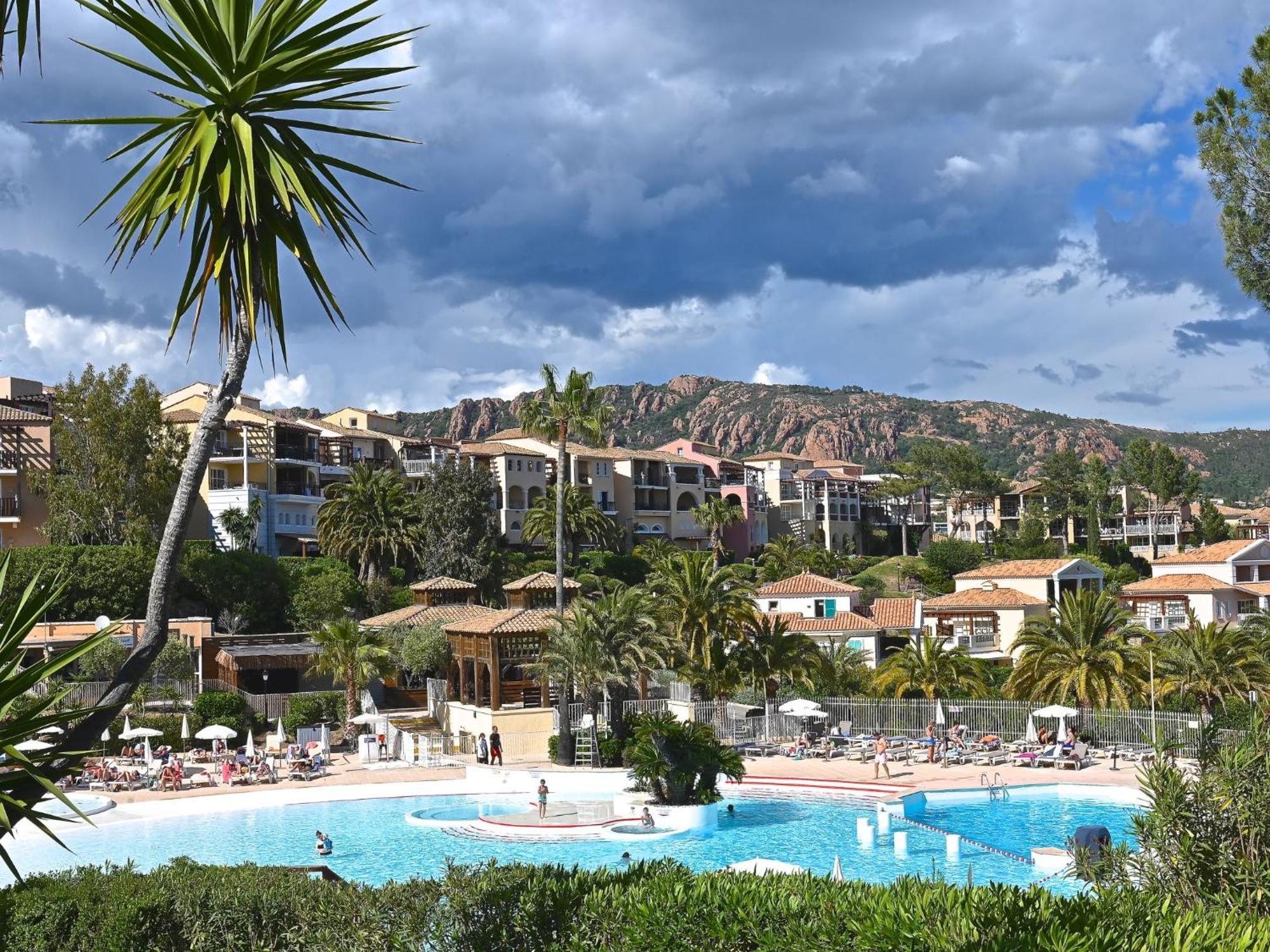 Apartment Village Cap Esterel - Le Village-81 By Interhome Saint-Raphaël Екстериор снимка